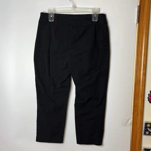 So Slimming by Chico’s Womens Black Crop Pant SIZE 1.5 M Medium - Picture 4 of 7